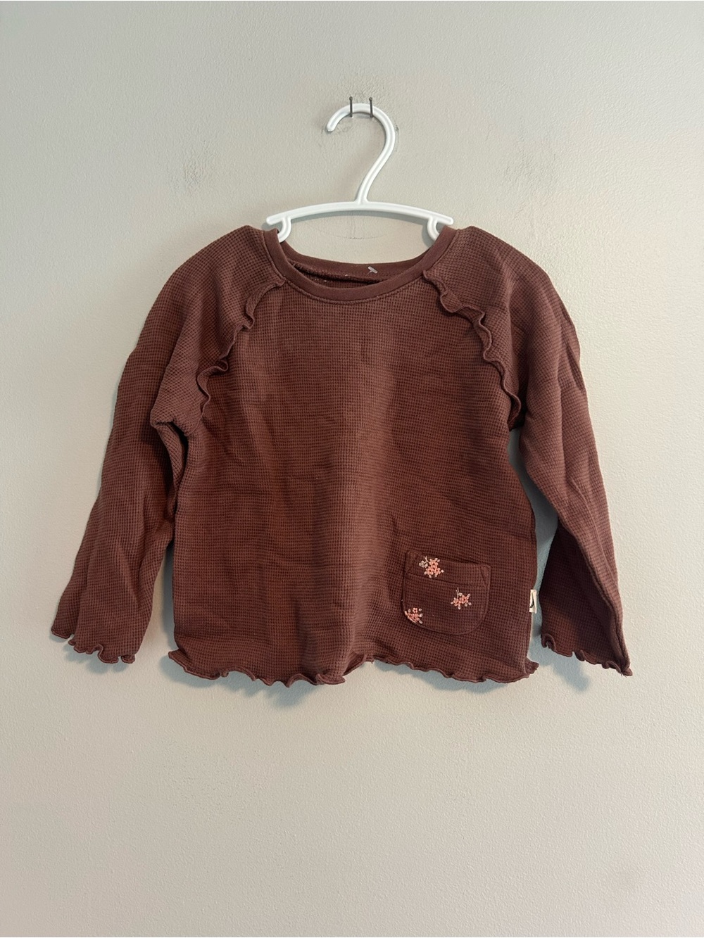 Easy peasy 2t brown waffle knit floral pocket ruffle hem long sleeve shirt